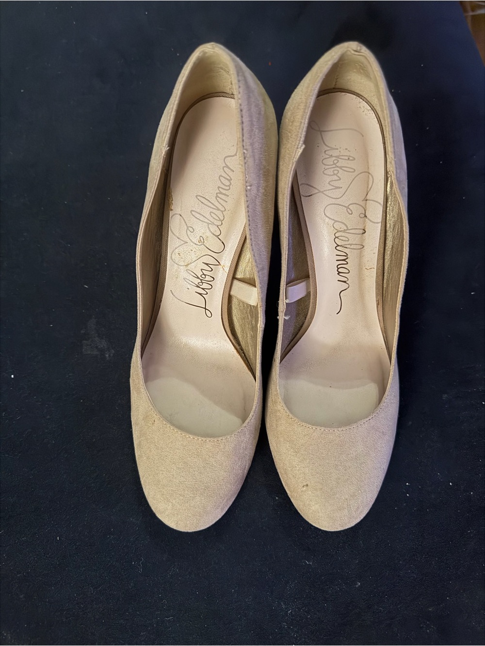 Libby Edelman Nude Suede Women's Pumps